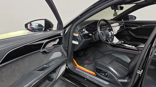 Audi A8 (D5) 55 TFSI LWB 2020 10