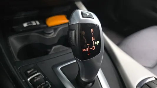 BMW 1 Series (F20) 118d 5 2016 9