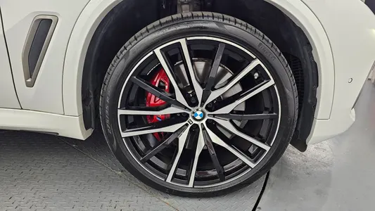 BMW X5 (G05) M50i 2022 4