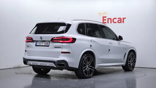 BMW X5 (G05) M50i 2022