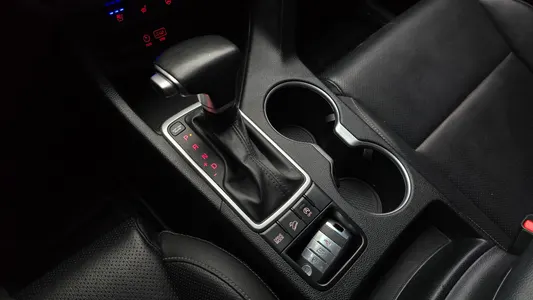 Kia 4 2.0 2WD 2016 9
