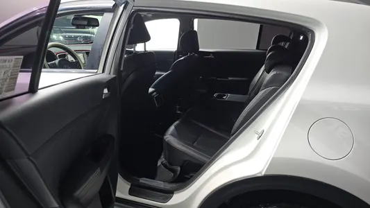 Kia 4 2.0 2WD 2016 11