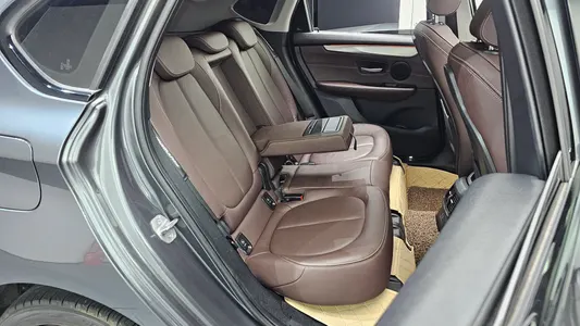 BMW 2 Series Tourer (F45) 2021 11