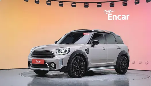 MINI 2023