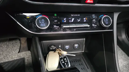 Hyundai (DN8) 2.0 2019 31