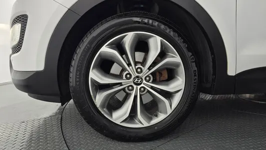 Hyundai DM (e-VGT) 2.0 2WD 2013 5