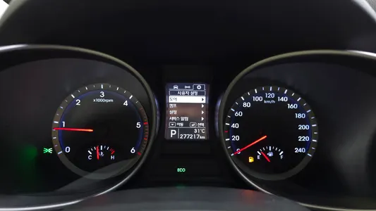 Hyundai DM (e-VGT) 2.0 2WD 2013 8