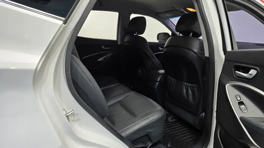 Hyundai DM (e-VGT) 2.0 2WD 2013 11