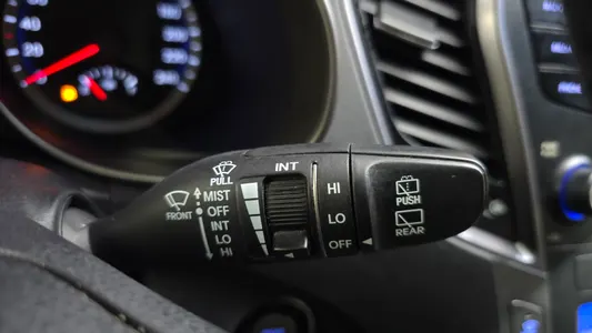 Hyundai DM (e-VGT) 2.0 2WD 2013 27