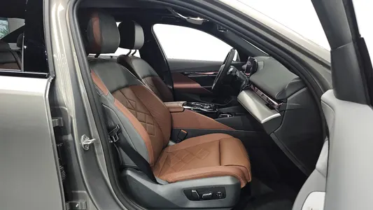 BMW 5 Series (G60) 530i xDrive M 2026 10