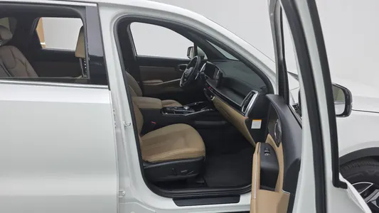 Kia 4 HEV 1.6 4WD 2024 26