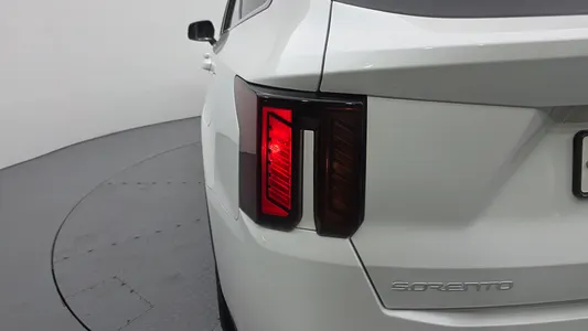 Kia 4 HEV 1.6 4WD 2024 23