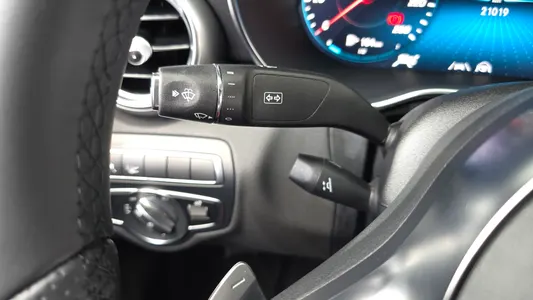 Mercedes-Benz C-Class W205 C200 2023 27