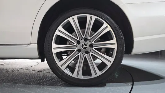 Mercedes-Benz E-Class W213 E350 4MATIC 2022 21