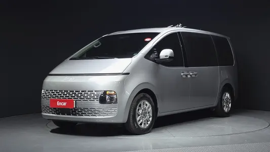 Hyundai Staria HEV 1.6 11 2025