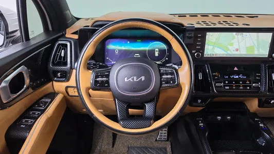 Kia 4 HEV 1.6 2WD 2022 13