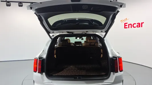 Kia 4 HEV 1.6 2WD 2022 27