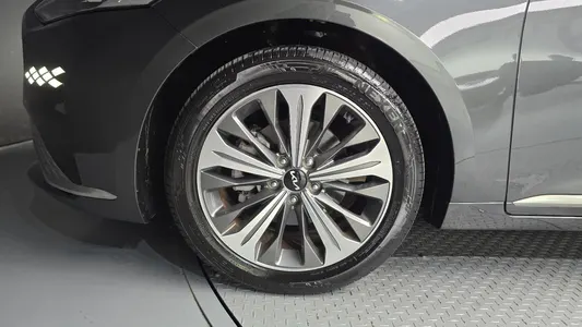 Kia K8 2021 5