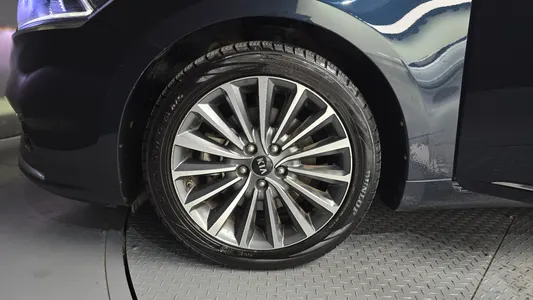 Kia K7 3.0 LPI () 2016 5