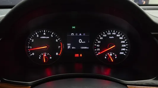 Kia K7 3.0 LPI () 2016 8