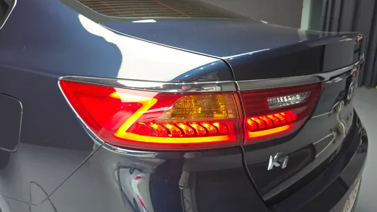 Kia K7 3.0 LPI () 2016 23