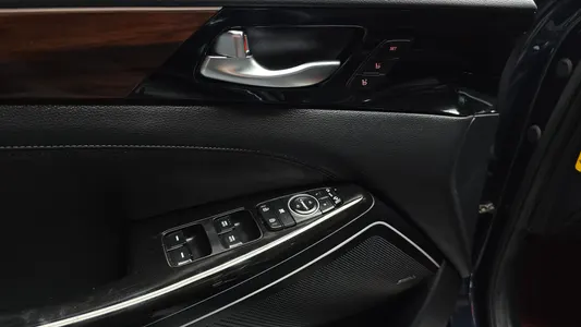 Kia K7 3.0 LPI () 2016 31
