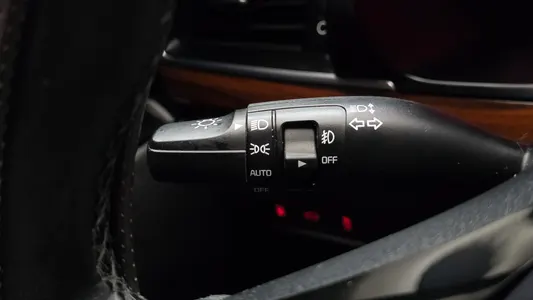 Kia K7 3.0 LPI () 2016 27