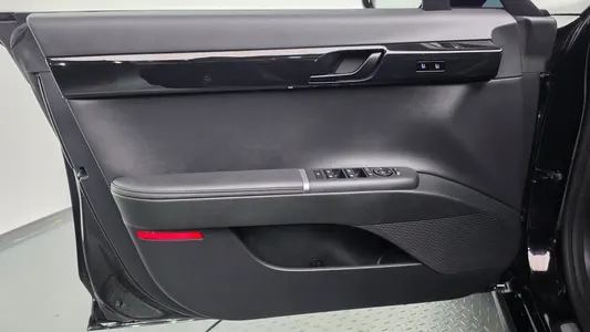 Hyundai (GN7) 3.5 LPG 2WD () 2023 24