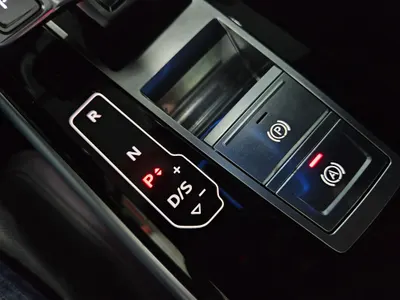 Audi A8 (D5) 60 TFSI LWB 2021 6