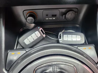Kia R 2WD TLX 2012 17