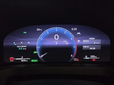 Toyota 4 2.5 HEV AWD 2025 16