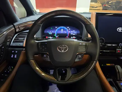 Toyota 4 2.5 HEV AWD 2025 17
