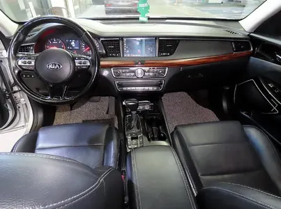 Kia K7 2.2 2016 10