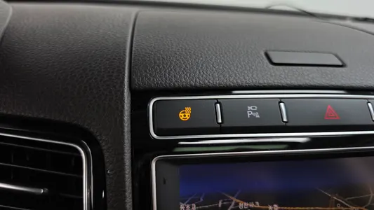 Volkswagen 투아렉 V6 3.0 TDI 2015 16