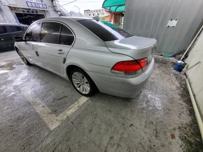 BMW 7 Series (E65) 740Li 2008 4