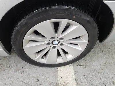BMW 7 Series (E65) 740Li 2008 10