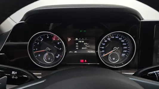 Hyundai IG 3.0 LPi () 2021 8