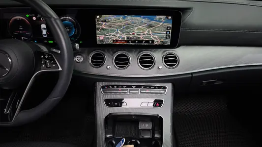 Mercedes-Benz E-Class W213 E350 4MATIC 2023 30