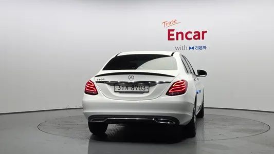 Mercedes-Benz C-Class W205 C200 2017 4