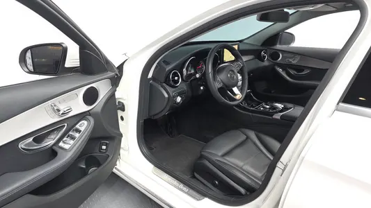 Mercedes-Benz C-Class W205 C200 2017 10