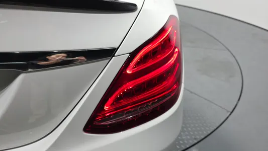 Mercedes-Benz C-Class W205 C200 2017 23