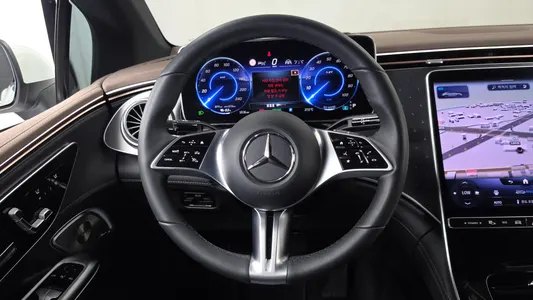 Mercedes-Benz EQE V295 EQE350+ 2023 13