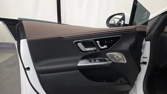 Mercedes-Benz EQE V295 EQE350+ 2023 24