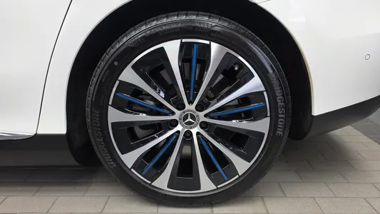 Mercedes-Benz EQE V295 EQE350+ 2023 21