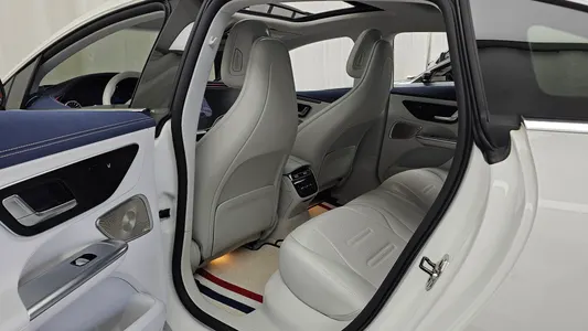 Mercedes-Benz EQE V295 EQE53 AMG 4MATIC+ 2023 12