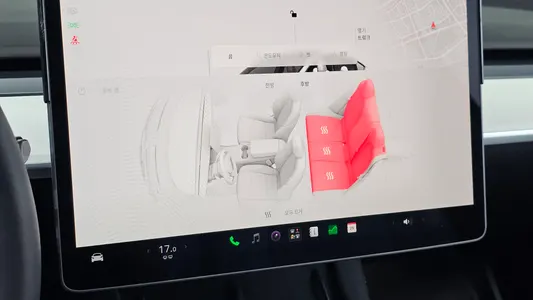 Tesla Y RWD 2023 29