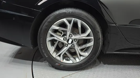 Hyundai (DN8) 2.0 2022 5