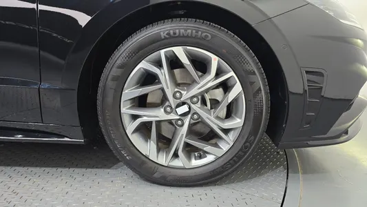 Hyundai (DN8) 2.0 2022 21