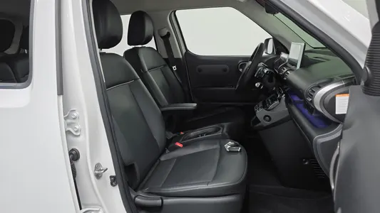 Hyundai 캐스퍼 일렉트릭 2025 26