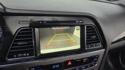 Hyundai LF 1.7 2016 13
